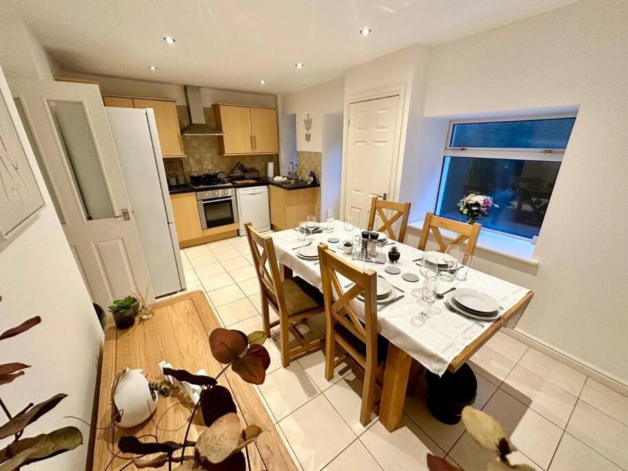 Cottage,Cinema Room,Log Burner Blaenavon 외부 사진