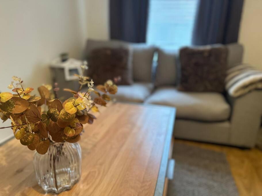 Cottage,Cinema Room,Log Burner Blaenavon 외부 사진